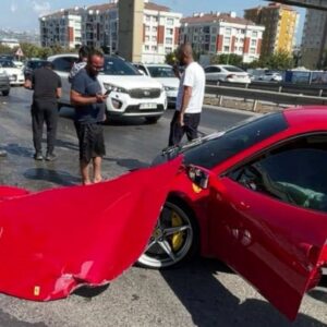 istanbulda 17 milyon liralik kaza oto tamircinin test surusu pahaliya patladi cYrbYaah