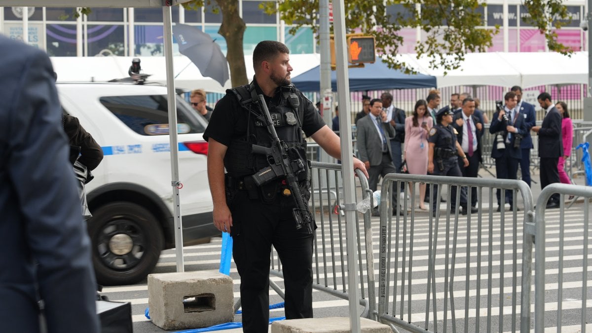 bm genel kurulu basladi guvenlik onlemleri siklastirildi QL6LBdOS