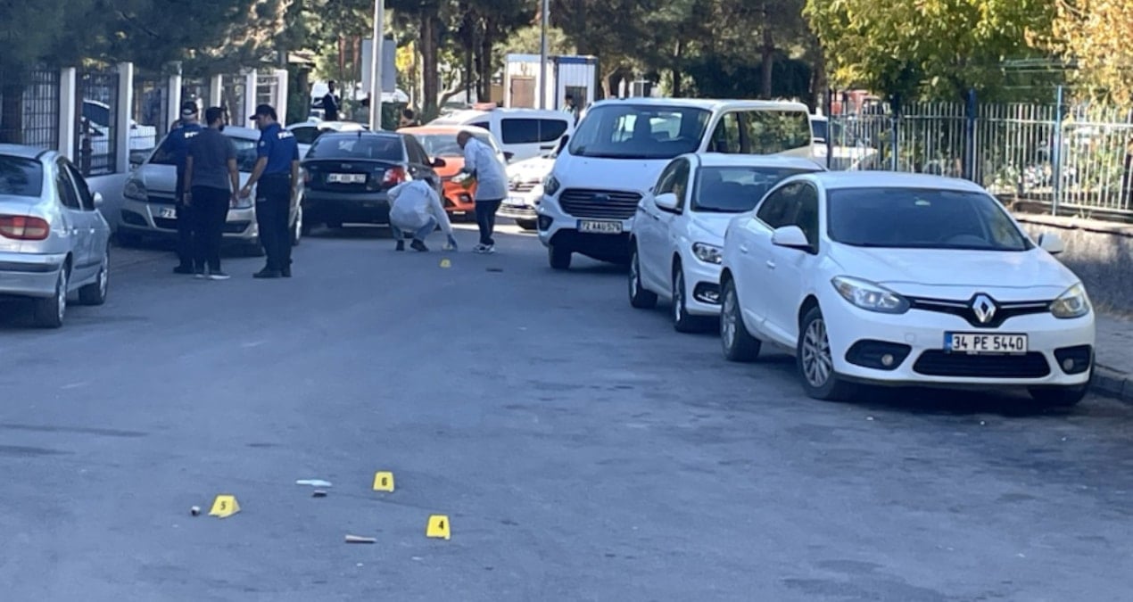 lise onunde silahli kavga panigi rEE22OIy