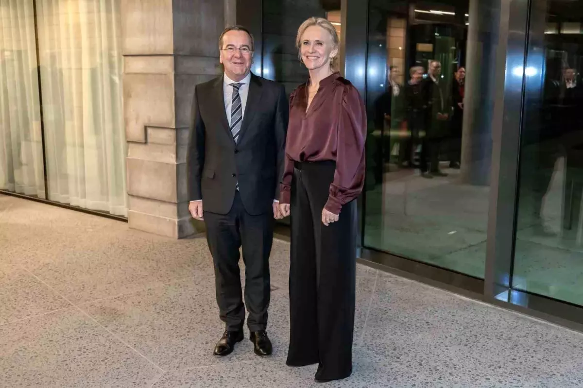 almanya ve izlandadan askeri isbirligi g2f1AAQE.jpg