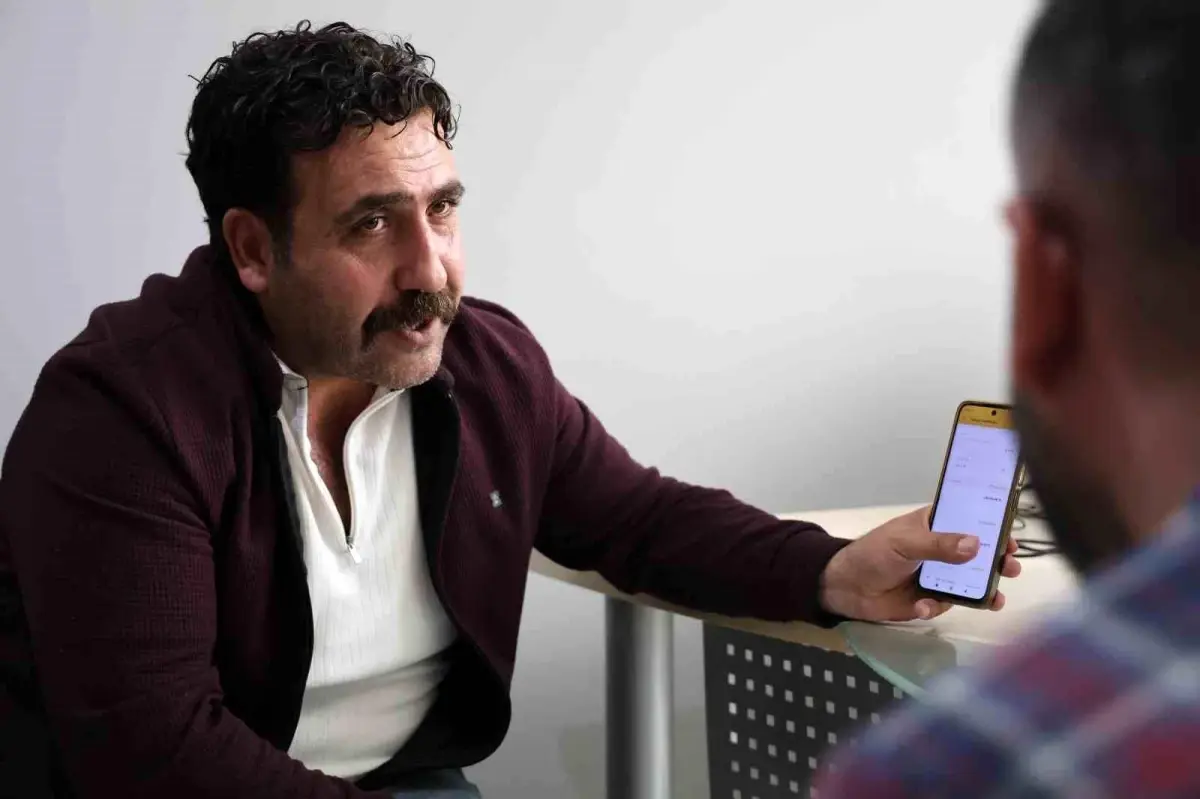 elazigli vedat sen 250 bin tlyi sahibine iade etti HmDifJFk.jpg