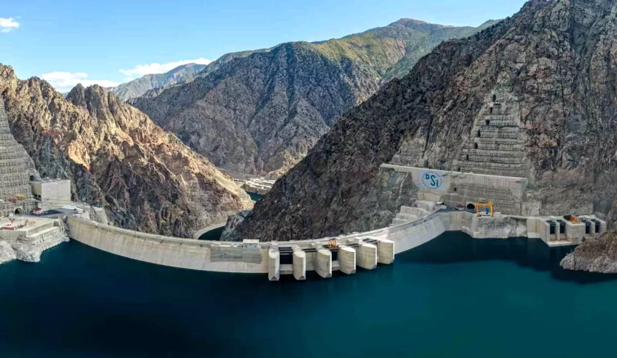 yusufeli baraji ve hes turkiyenin enerji ihtiyacina buyuk katki sagliyor hNjGU9qc