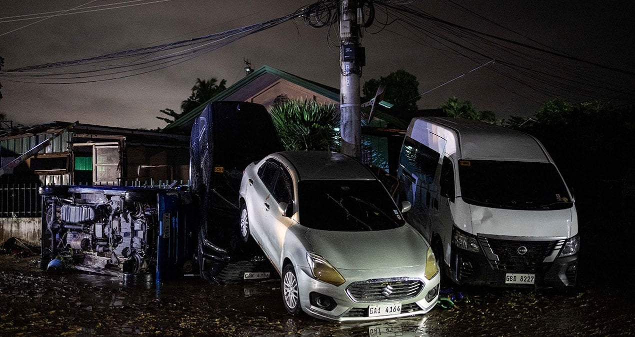 kalmaegi yikti gecti bir gecede sulara gomulduler yardima giden helikopter dustu 46 kisi hayatini kaybetti 1ZKYGhgz.jpg
