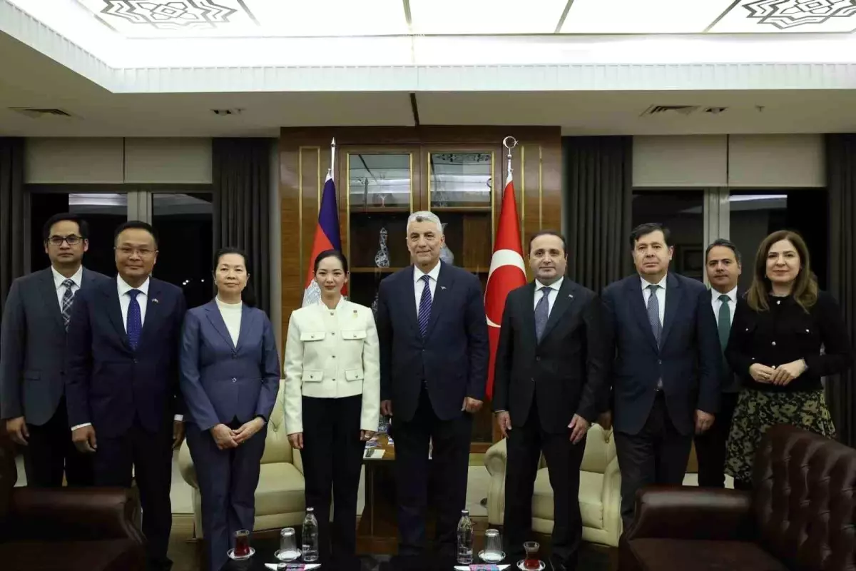 turkiye kambocya ticaret gorusmesi lXlsbMrB.jpg