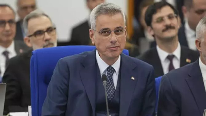 Bakan Memişoğlu, sağlık çalışanlarıyla iftar yaptı