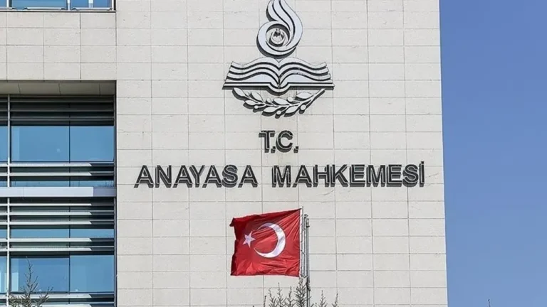 erdogan-da-katilacak-anayasa-mahkemesinin-64uncu-kurulus-yildonumu-kutlanacak-OgwbNXmt