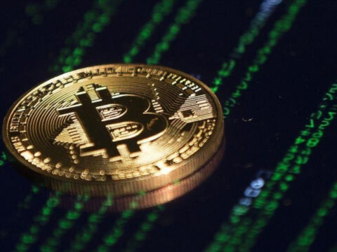 Piyasayi sarsan krizin ortasinda bitcoin surprizi 65 bin dolar seviyesinde tutundu 1zMskNHH